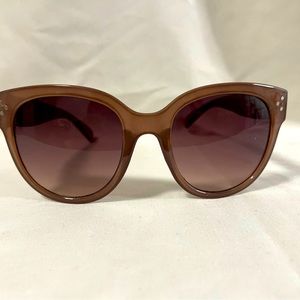 Women’s sunglasses